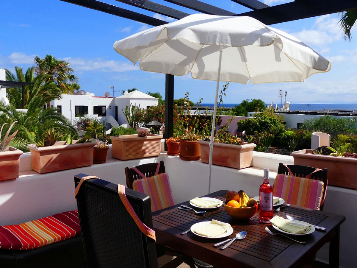 Cozy balcony with wonderful sea views