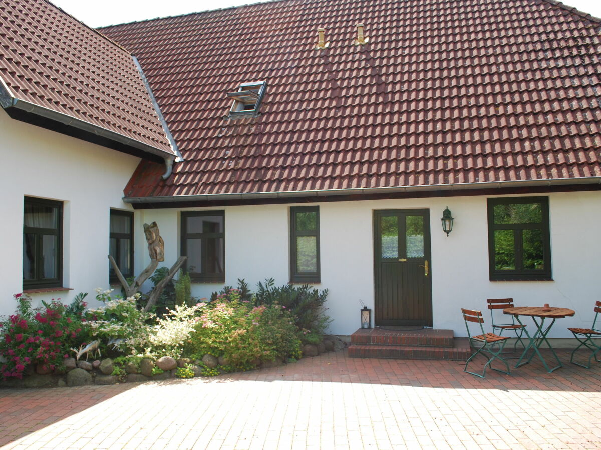 Apartment Warrenzin Außenaufnahme 1