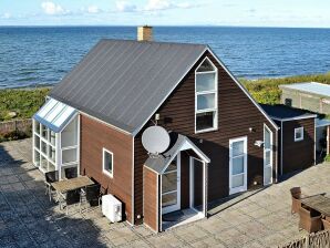 Holiday house 6 person holiday home in Brenderup Fyn-By Traum - Brenderup - image1