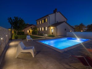 House House With Pool Valbandon Haus Fazana 2vzkp4r