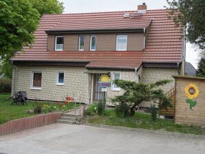 Apartment Wohnung mit Garten in Wieck a. Darss
