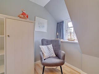 Kleines Schlafzimmer im Dachgeschoß