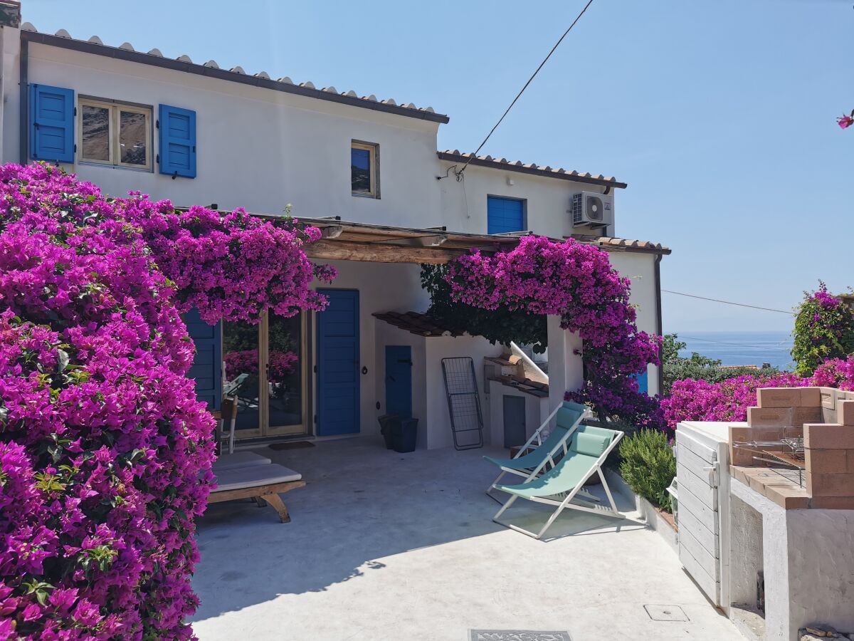 Casa La Forana terrace