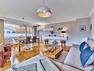 Wohn-/Esszimmer - Rückansicht