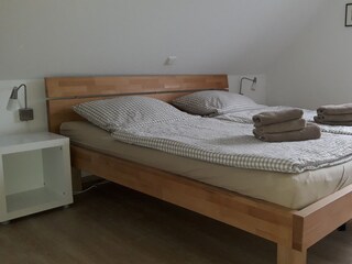 1. Schlafzimmer