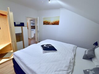 zweites Schlafzimmer mit Infrarotkabine