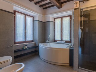 Villa Monsampietro Morico Caratteristiche 26