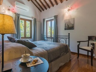 Villa Monsampietro Morico Caratteristiche 31