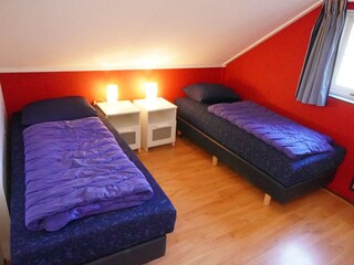 Schlafzimmer mit Einzelbetten