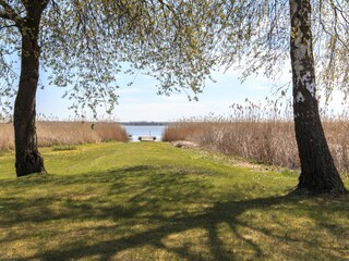 Boddenzugang mit Steg