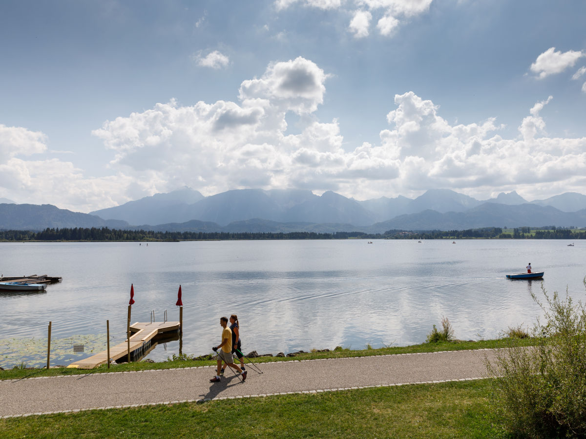 Eigener Badesteg am Hopfensee