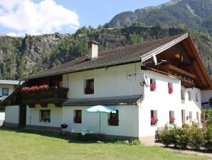 Holiday house Ferienwohnung in der Nähe der Skibushaltestelle - Laengenfeld - image1