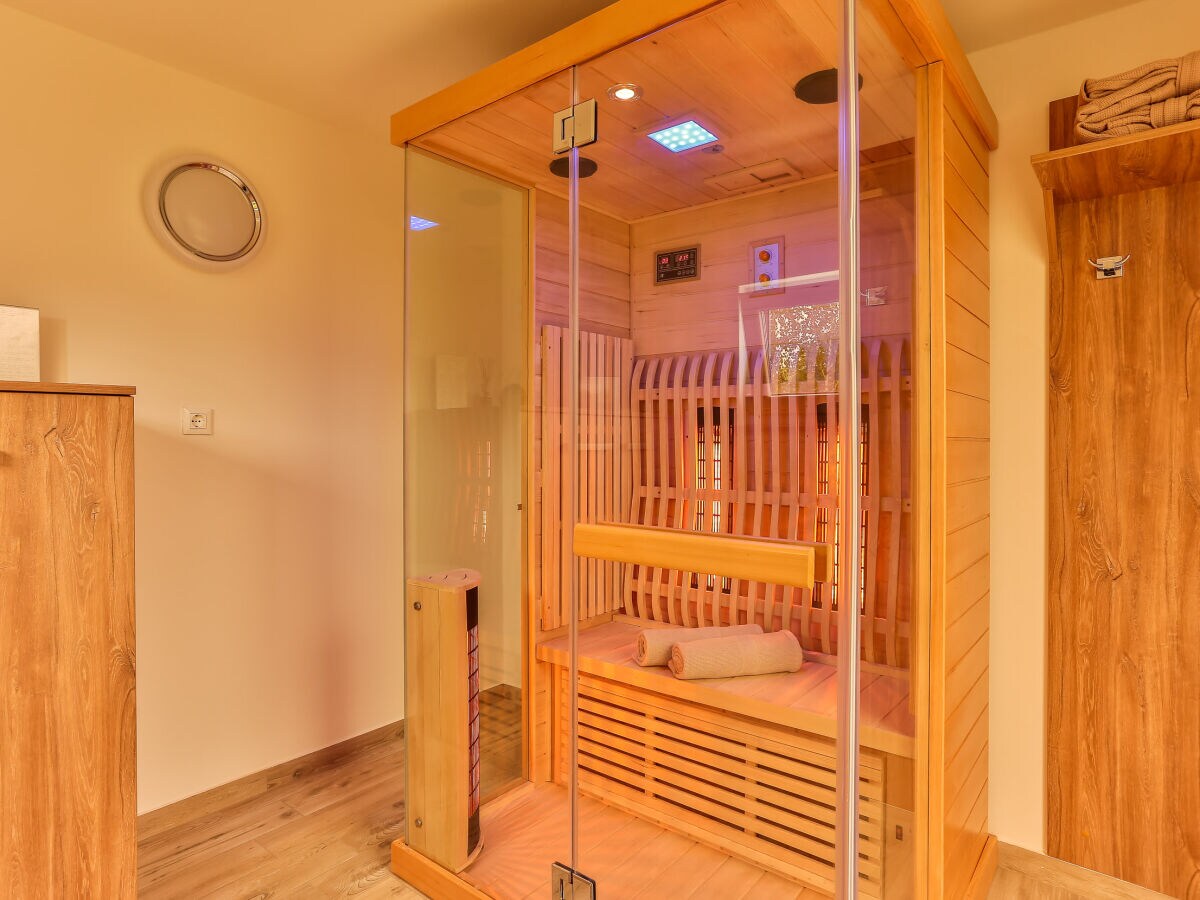 Villa Smrikve Lounge, Pula, Herr Miodrag Bozovic