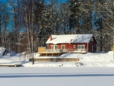 Ferienhaus Viken direkt am See mit Boot