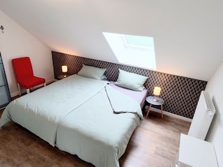 2. Schlafzimmer