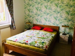 Schlafzimmer unten links