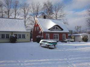 Ferienwohnung Petersruh - Ferientraum unter Reet, direkt  am Wasser - Pruchten - image1