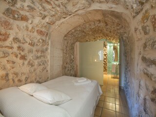 Casale Lloseta Caratteristiche 29