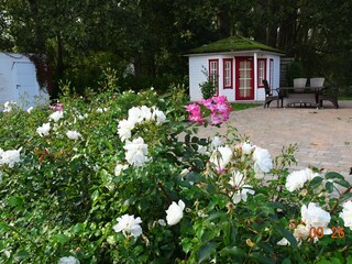 Saunahaus im Garten
