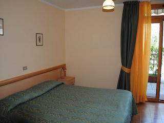 Zimmer im erdgeschoss