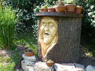 Klotzbeute im Garten ...