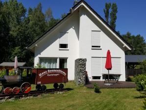 Ferienwohnung Blume im Ferienhaus Sonnenblume - Trassenheide - image1