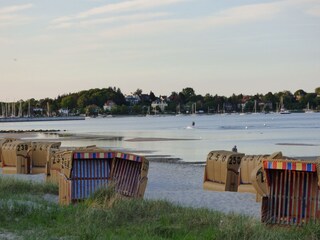 Genießen Sie die Sonnenuntergänge am Strand