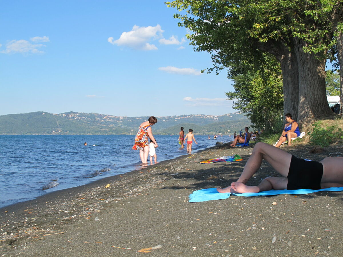 Sandstrand in Montefiascone