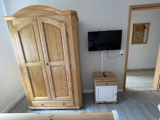 2. Schlafzimmer