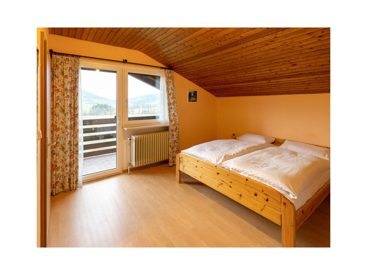 Schlafzimmer mit Balkon Panoramablick