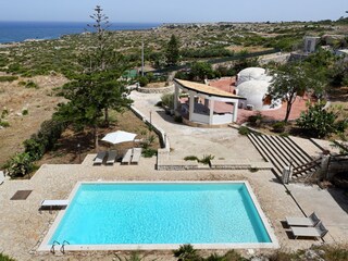 Private pool