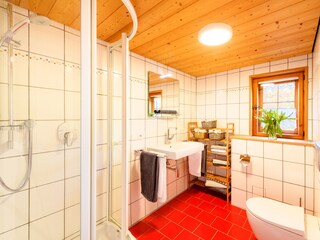 Badezimmer EG