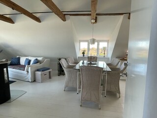 Essen unterm Gebälk