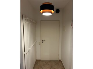 Eingangstür und Gardrobe