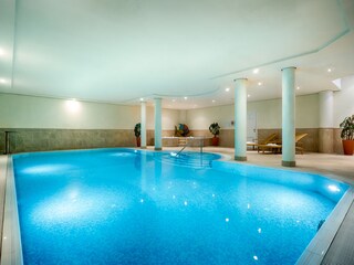 Wellnessbereich - Pool