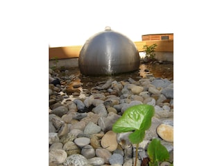 Wasserspiel an der Terrasse