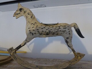 "Caballo Albino", in English: the white horse