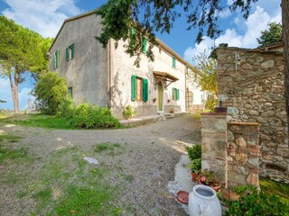 Casa per le vacanze Chianni Registrazione all'aperto 1