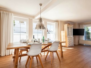 Essbereich für bis zu 6 Personen