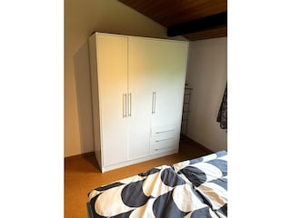 Kleiderschrank Schlafzimmer