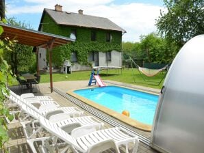 Ferienhaus Villa in Zelenecká Lhota mit Privatpool - Parezska Lhota - image1