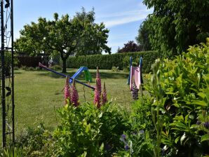 Apartment Schöne Ferienwohnung mit Garten in Robertsdorf - Blowatz - image1