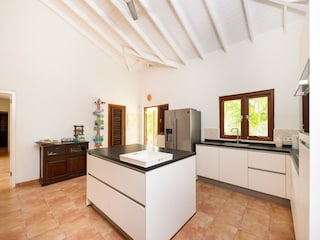 Villa Jan Thiel Features 30