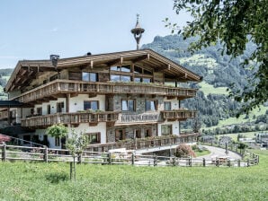 Casa rural Casa de campo en Tyrol cerca del área de esquí - hippach - image1