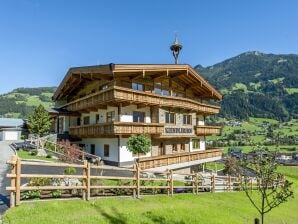 Bauernhaus in Schwendau Ski Zillertal