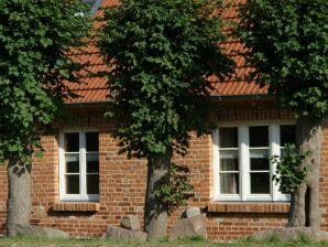 Ferienhaus Kapitänshaus - Vieregge - image1