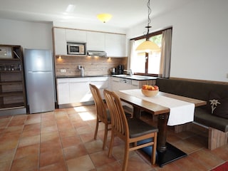 Apartment Fiss Kitchen 19