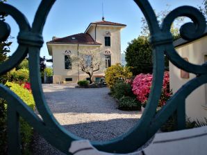 Vakantieappartement Villa Hermanno met uitzicht op het meer - Luino - image1