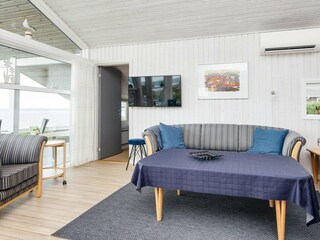 Holiday house Høll  14