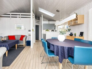 Holiday house Høll  16